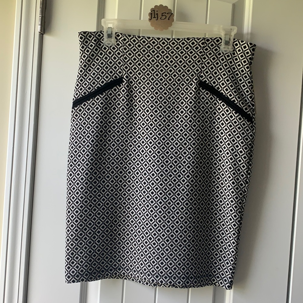 Black & White Mosaic & Co geometric pencil skirt